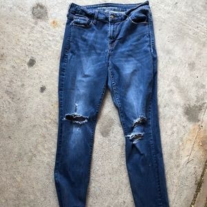 Old navy rockstar jeans size 8